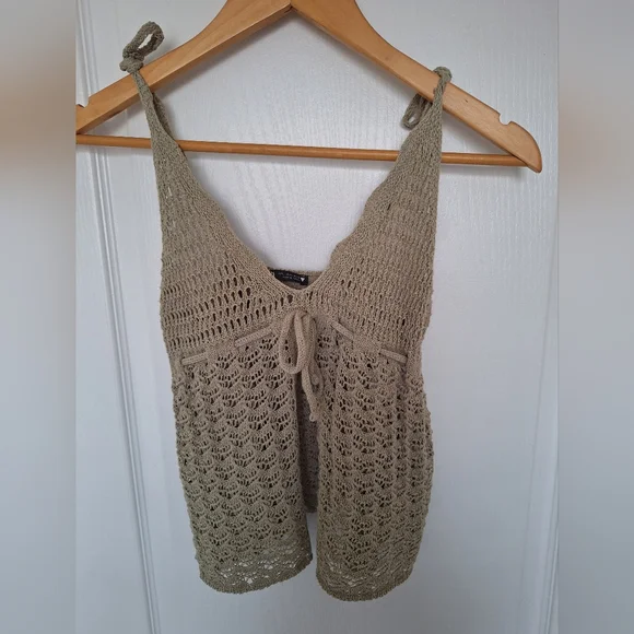 NWOT Zara Gorgeous Crochet Knit Tie Front Summer Top Olive Green Large - Picture 8 of 11